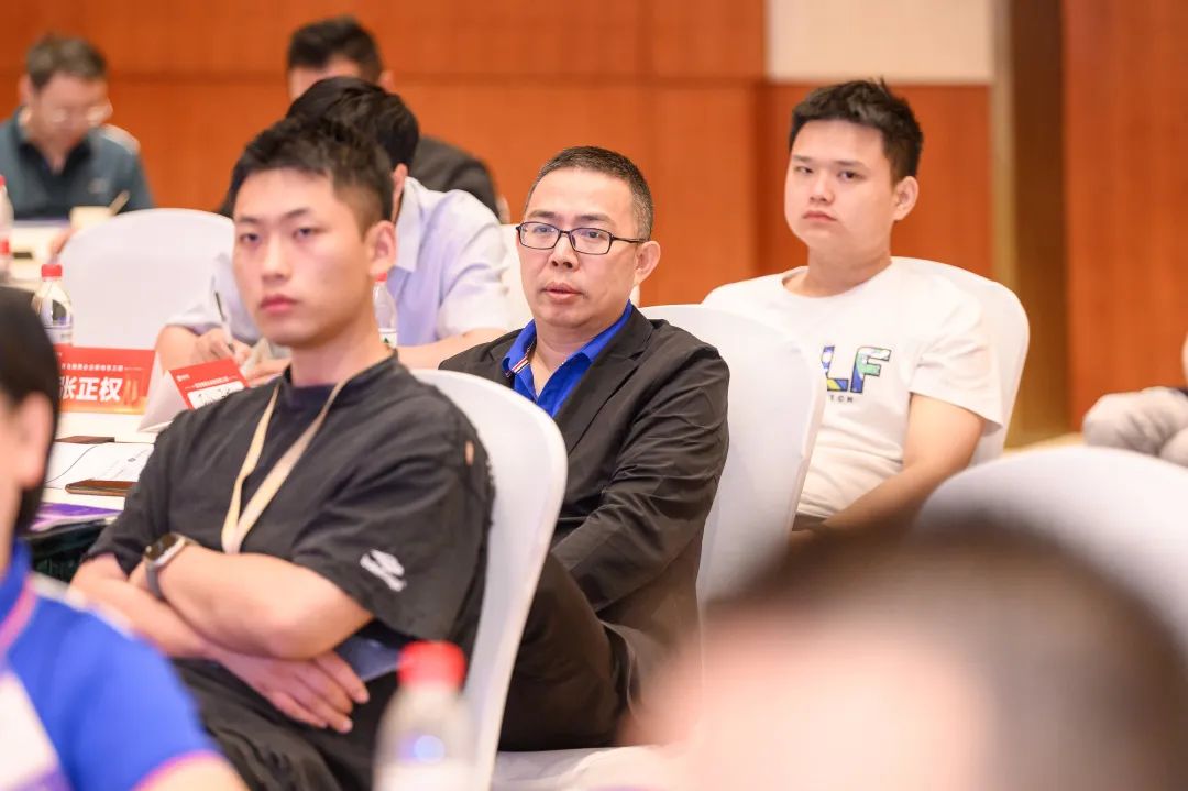 1686121727172579.jpg 640 (4).jpg